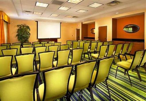 фото отеля Fairfield Inn & Suites Cleveland