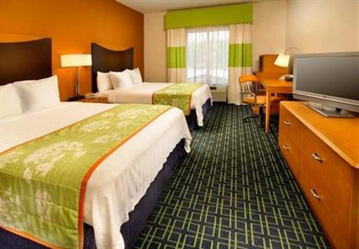 фото отеля Fairfield Inn & Suites Cleveland
