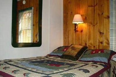 фото отеля Brundage Bungalows McCall