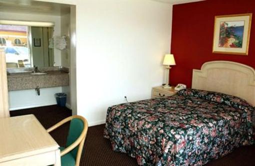 фото отеля Scottish Inn Jacksonville (Florida)