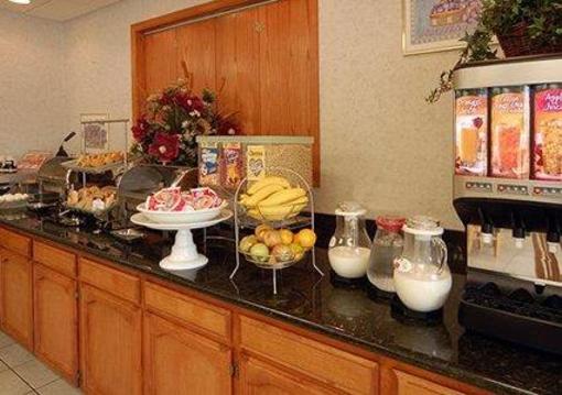 фото отеля Comfort Suites Visalia