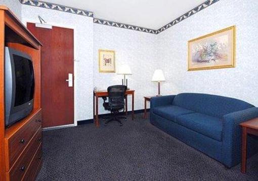 фото отеля Comfort Suites Visalia
