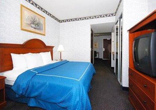фото отеля Comfort Suites Visalia