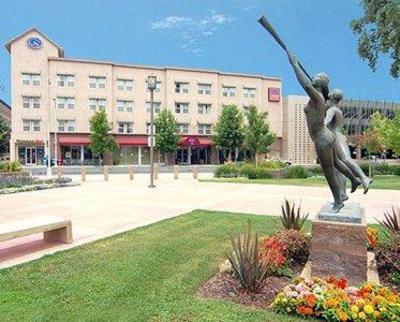 фото отеля Comfort Suites Visalia