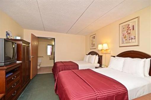 фото отеля Best Western Princeton Manor Inn & Suites South Brunswick