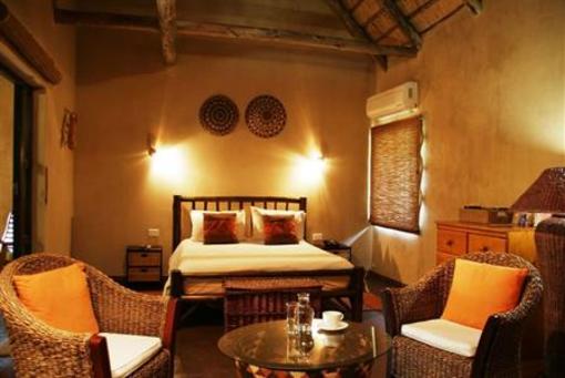 фото отеля AmaZulu Lodge