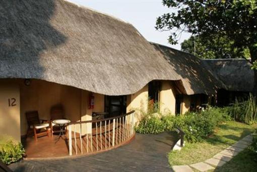 фото отеля AmaZulu Lodge