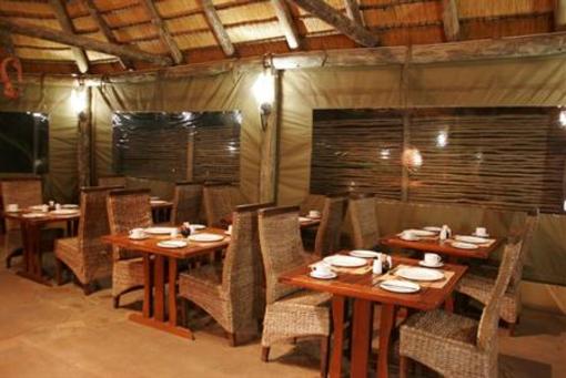 фото отеля AmaZulu Lodge