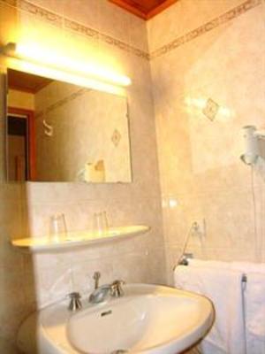 фото отеля Hotel Restaurant Les Granits