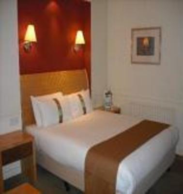 фото отеля Travelodge Cambridge Orchard Park