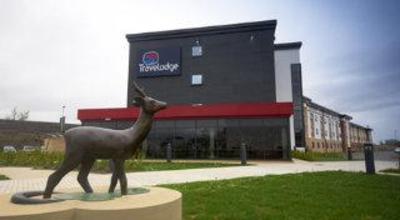 фото отеля Travelodge Cambridge Orchard Park