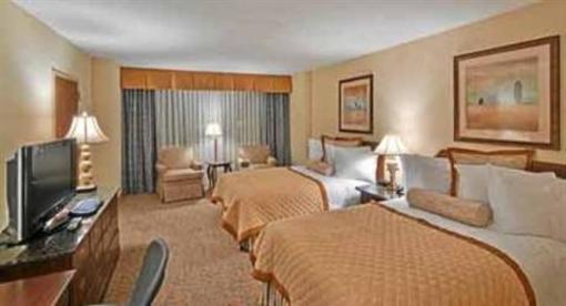 фото отеля Wyndham Indianapolis West