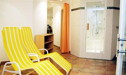 фото отеля Chalet-Hotel Larix