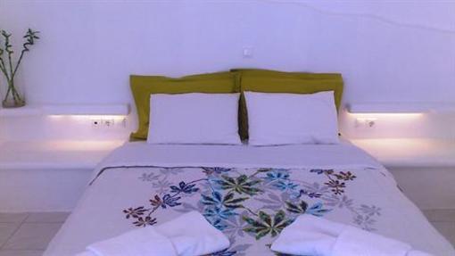 фото отеля Glaronissia Hotel Milos