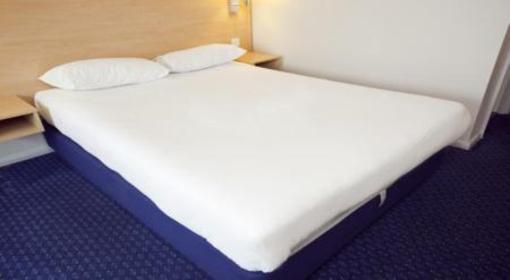 фото отеля Travelodge Heston Heathrow