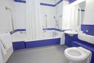 фото отеля Travelodge Heston Heathrow