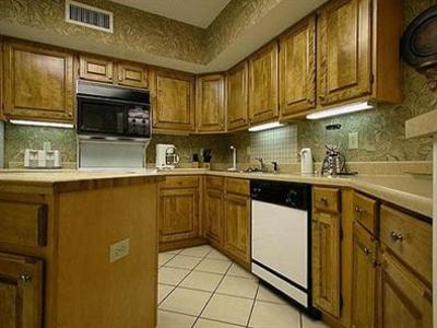 фото отеля Meyer Real Estate Vacation Rentals Bluewater Orange Beach