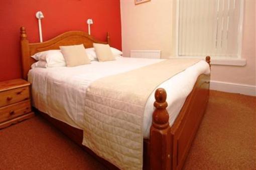 фото отеля Surfside Guest House Newquay