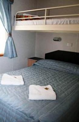 фото отеля Traralgon Park Lane Holiday Park
