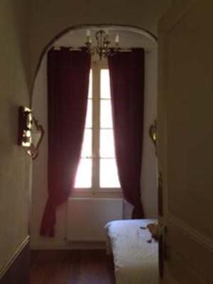 фото отеля La Lezardiere Bed and Breakfast La Seyne-sur-Mer