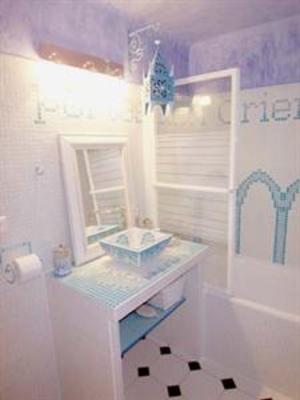 фото отеля La Lezardiere Bed and Breakfast La Seyne-sur-Mer