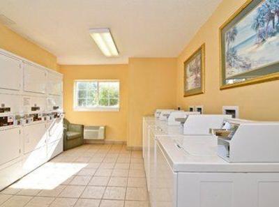 фото отеля Suburban Extended Stay of Myrtle Beach