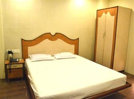 фото отеля Hotel Rock Star Kolkata
