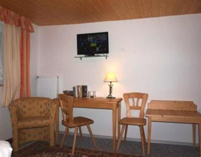 фото отеля Hotel Hirschen Menzenschwand