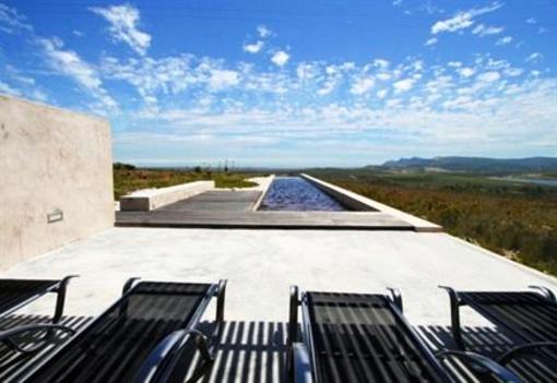 фото отеля Farm 215 Nature Retreat & Fynbos Reserve Baardscheerders Bosch