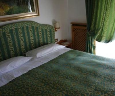 фото отеля Hotel Cornelio