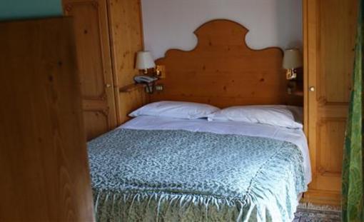 фото отеля Hotel Cornelio
