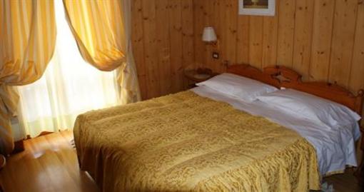 фото отеля Hotel Cornelio