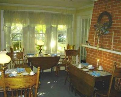 фото отеля Thorncroft Inn