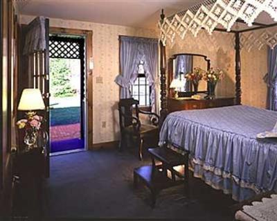 фото отеля Thorncroft Inn