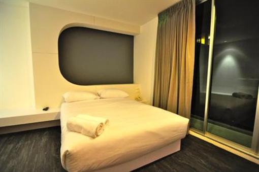 фото отеля Cheq Inn Hostel