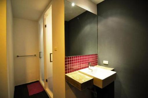 фото отеля Cheq Inn Hostel