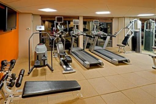 фото отеля Holiday Inn Austin Town Lake
