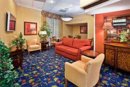 фото отеля Holiday Inn Express Macon I-75 & Riverside