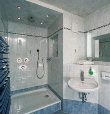 фото отеля Ringhotel Reubel
