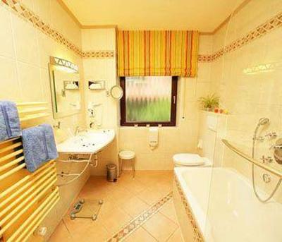 фото отеля Ringhotel Reubel