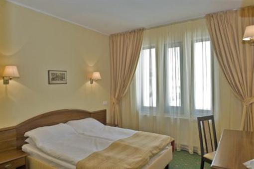 фото отеля Hotel Coroana Brasovului