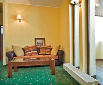 фото отеля Hotel Coroana Brasovului