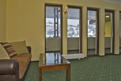 фото отеля Hotel Coroana Brasovului