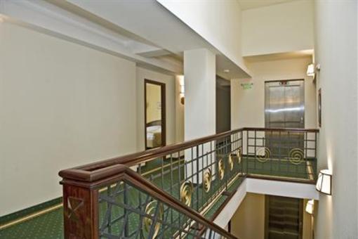 фото отеля Hotel Coroana Brasovului