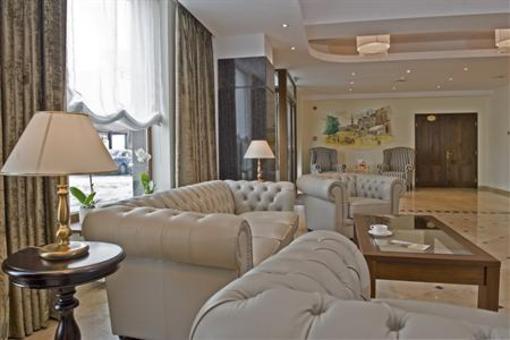 фото отеля Hotel Coroana Brasovului