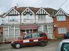 фото отеля Cumberland House Bed and Breakfast Gatwick Horley