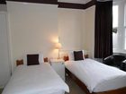 фото отеля Cumberland House Bed and Breakfast Gatwick Horley