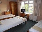 фото отеля Cumberland House Bed and Breakfast Gatwick Horley