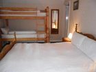 фото отеля Cumberland House Bed and Breakfast Gatwick Horley