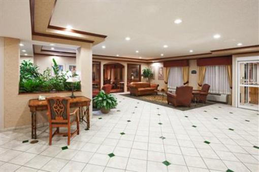 фото отеля Holiday Inn Express Hotel & Suites Dallas Lewisville